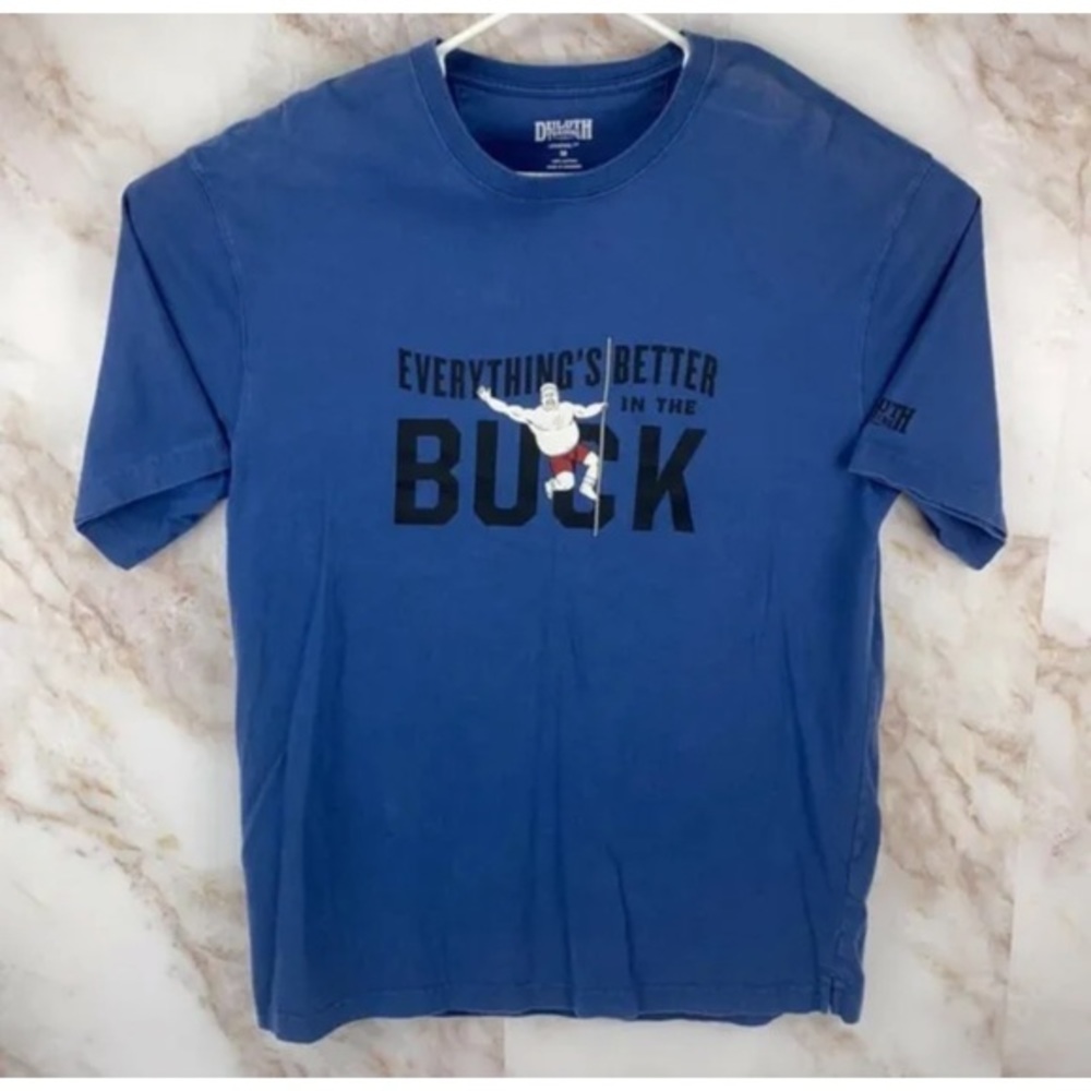 Duluth Trading Co :Everything is better in the Buck"  Blue Longtail T-Shirt Sz M